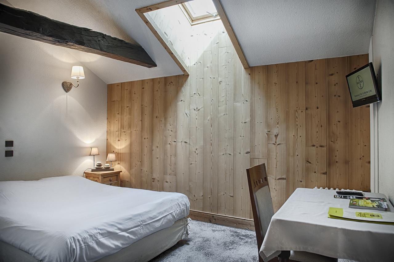 Logis Hotel De France La Cote-Saint-Andre Екстер'єр фото